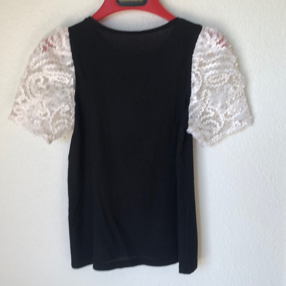 Gorgeous Zara top, small. Dressy or casual.